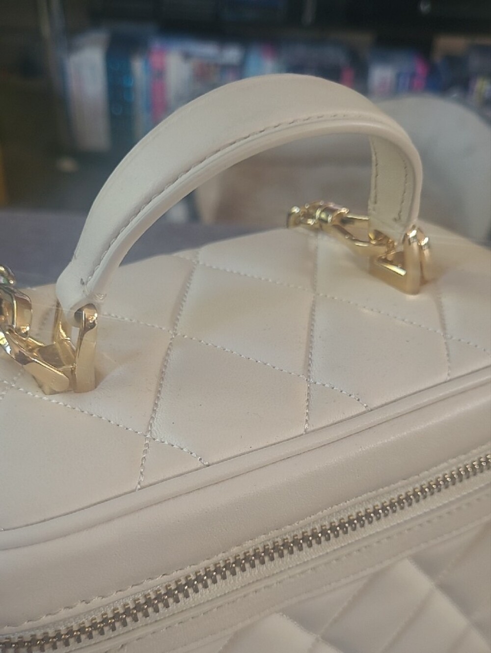kate spade Quilted White Vanity Crossbody with Gold Chain - Picture 3 of 12